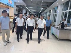 <b>要严把食物原材料的采购</b>